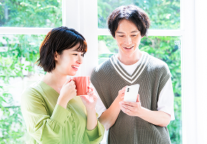 入会～利用まですべてWEB完結24時間・年中無休営業
